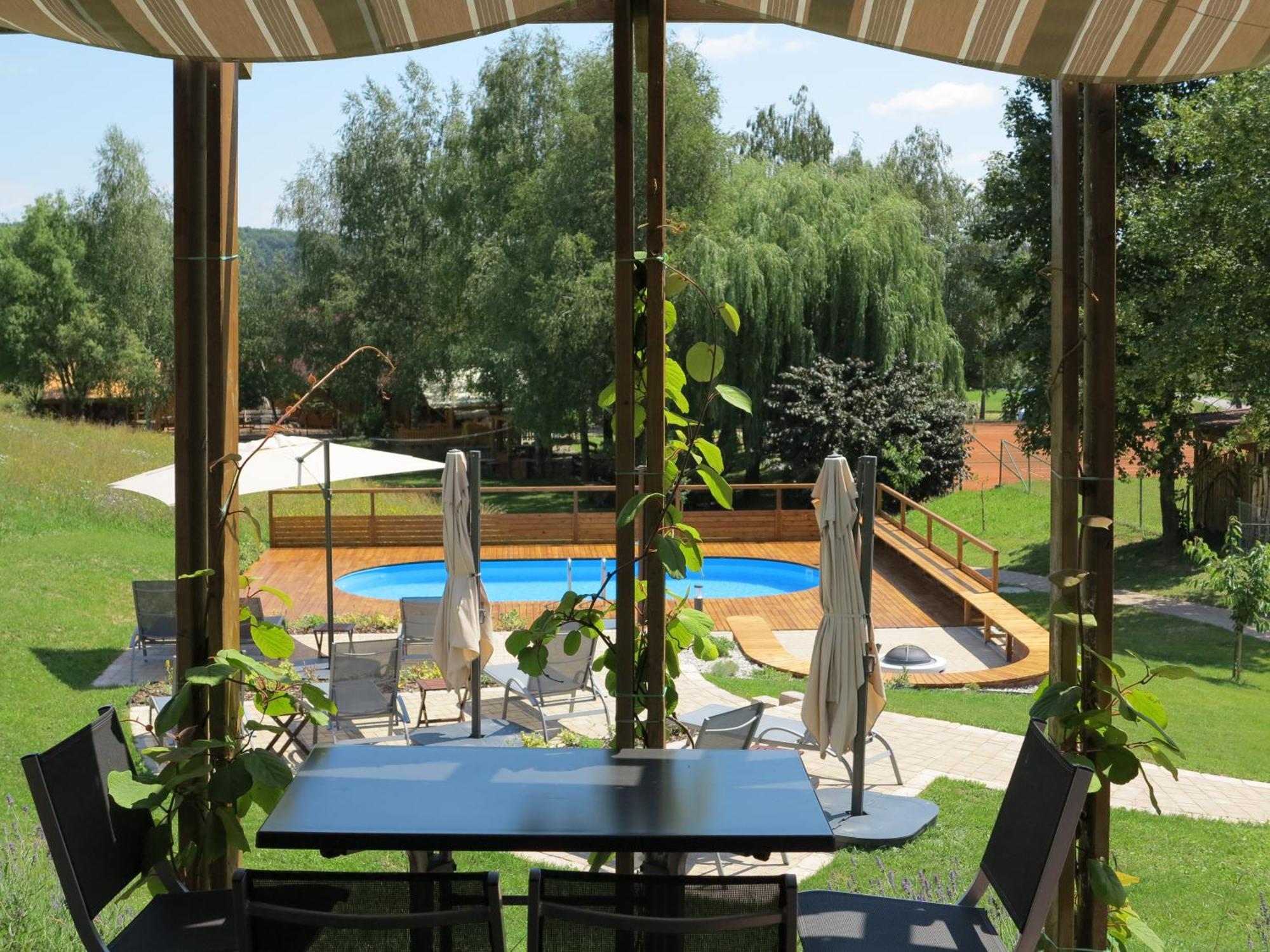 Naturasort Holiday Houses Pesnica pri Mariboru ภายนอก รูปภาพ